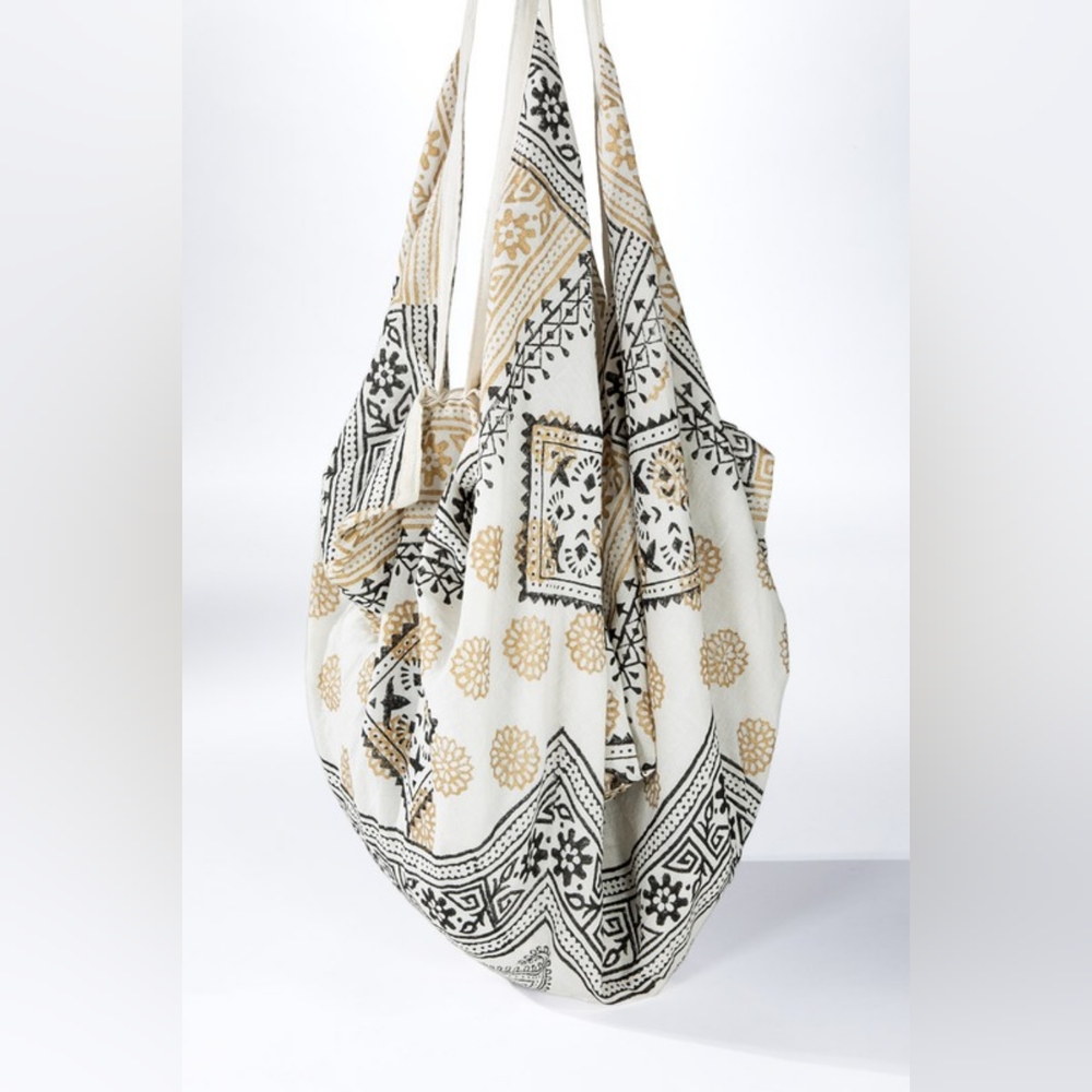 Hobo Beach Yoga Boho Chic Shoulder Bag - Handblock Paisley & Floral Printed - Picture 6 of 10